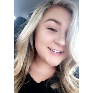 Meet your Posher, Kenzie